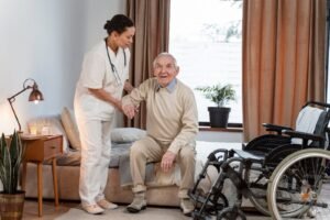 Read more about the article Caring Maids for Elderly at Home in Ahmedabad