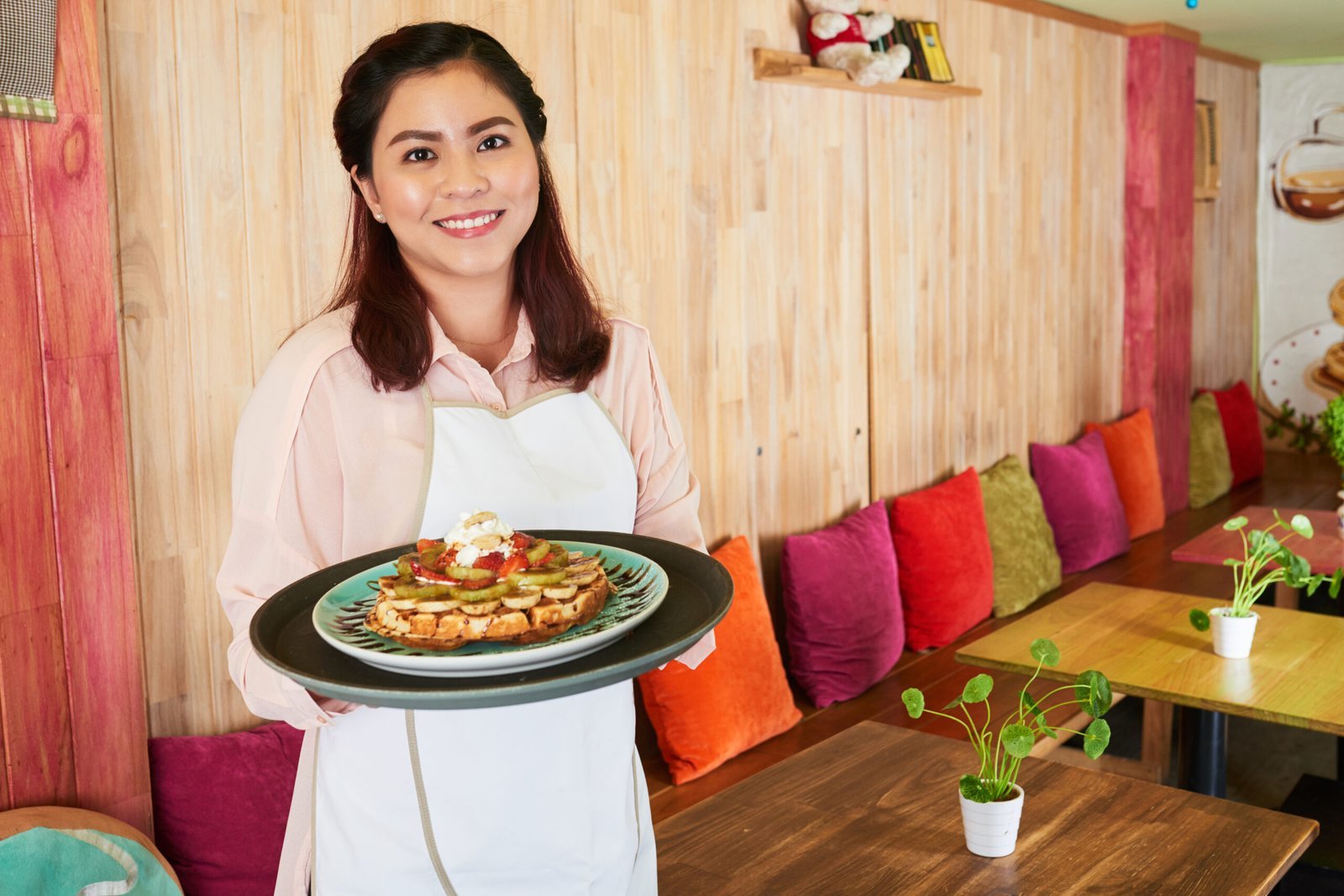 Read more about the article Get a Cooking Maid for Your Home in Ahmedabad